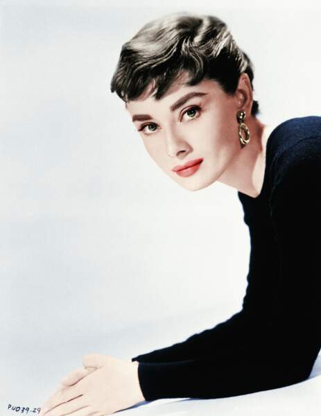 La prêtresse même du sourcil, Audrey Hepburn nous a tout appris ! 