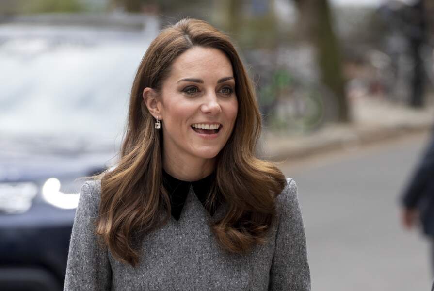 Kate Middleton éclaircit ses cheveux à l'aide de reflets doux qui partent au shampooing