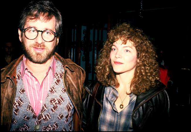 Steven Spielberg et la comédienne Amy Irving, dont il a divorcé en 1989. Leur divorce lui aurait coûté 100 millions