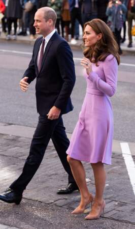 Kate Middleton en escarpins Gianvito Rossi, avec William à Londres, le 9 octobre 2018