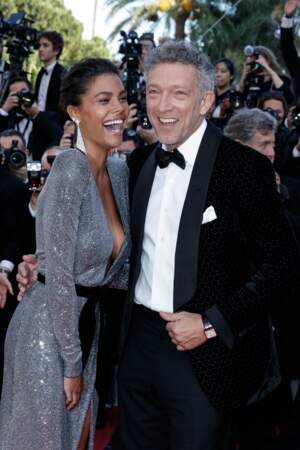Tina Kunakey et Vincent Cassel, tout sourires sur le tapis rouge de Cannes, en 2018