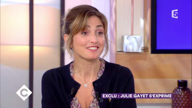 Julie Gayet, un maquillage très doux et bonne mine