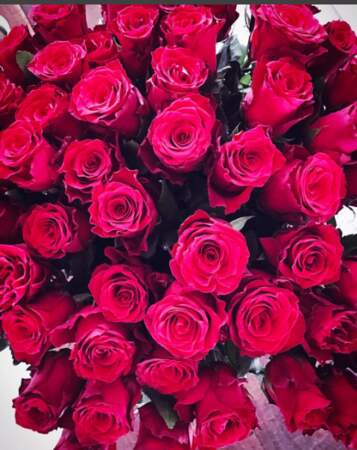 Le bouquet de roses de Clara Morgane