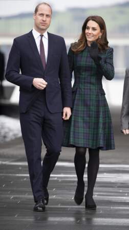 Le prince William, duc de Cambridge, et Kate Middleton inaugurent le musée du design à Dundee en Ecosse.