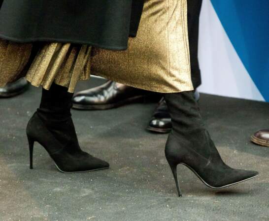 Letizia d'Espagne avec une paire de bottes noires signées Magrit