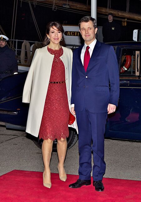 La princesse Mary et le prince Frederik au dîner en l'honneur du président islandais à Copenhague le 25 janvier