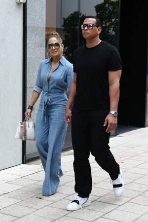 Jennifer Lopez une silhouette musclée et sexy avec son fiancé Alex Rodriguez