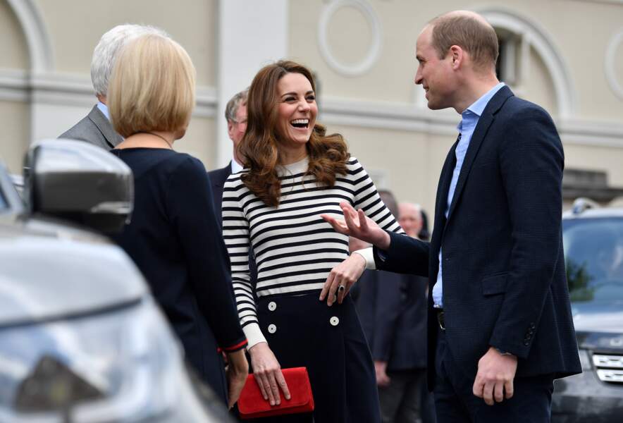 Kate Middleton très souriante et complice avec son mari le prince William