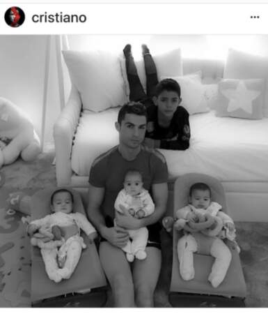 Cristiano Ronaldo et ses 4 enfants