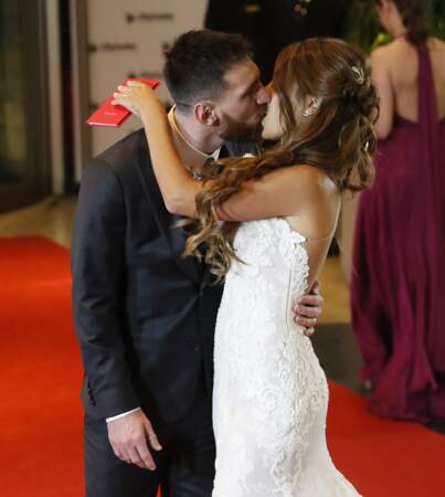 Le baiser de Lionel Messi et Antonella Roccuzzo