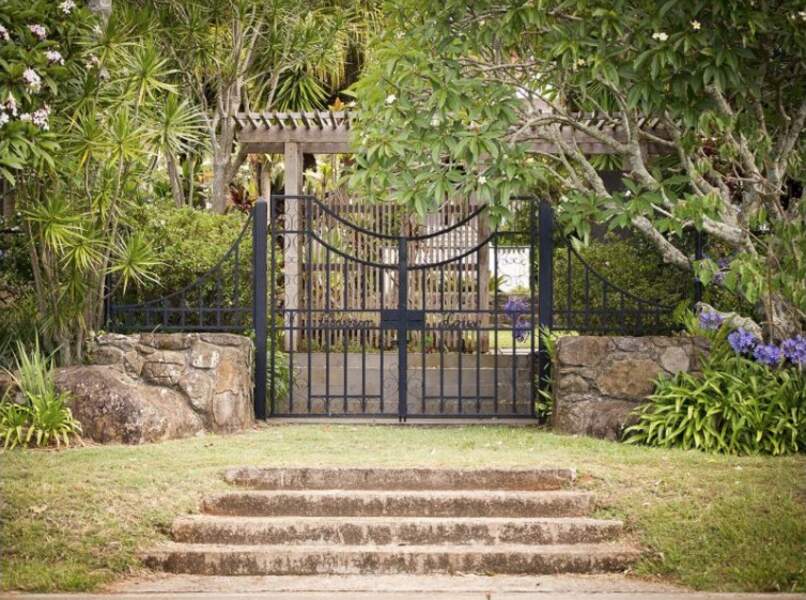 Le portail donnant sur la résidence de Meghan Markle et du prince Harry en Australie