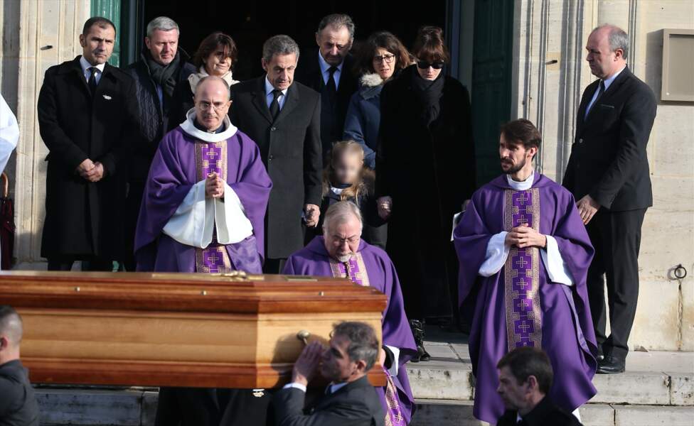 Nicolas Sarkozy, son épouse Carla Bruni-Sarkozy et leur fille Giulia aux obsèques d'Andrée Sarkozy