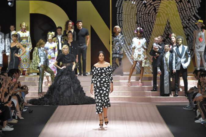 Monica Bellucci lors du défilé printemps-été 2019 de Dolce & Gabbana, à Milan, le 23 septembre 2018.