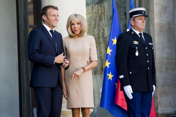Brigitte et Emmanuel Macron sont apparus très complices, ce jeudi 22 août à Paris