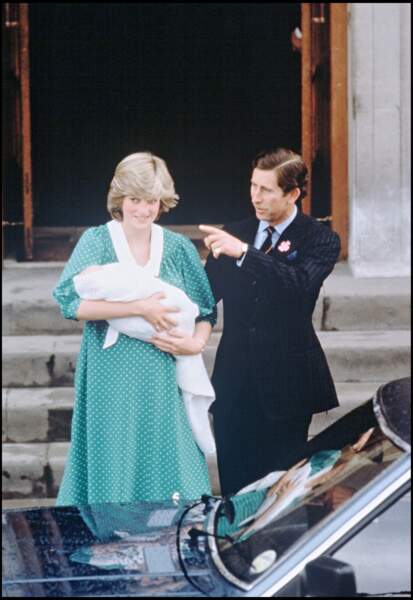 Lady Diana et le prince Charles après la naissance de William, le 22 juin 1982 à l'hôpital St Mary de Londres