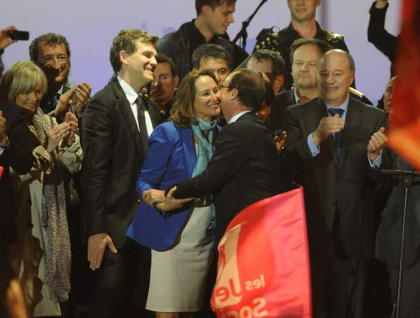 Francois Hollande célèbre sa victoire à l'élection présidentielle le 6 Mai 2012