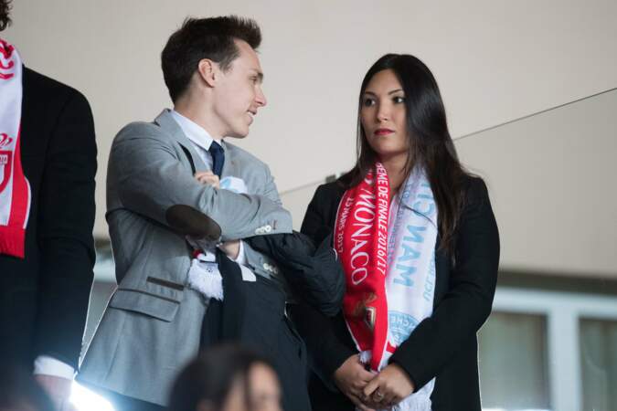 Louis Ducruet et sa compagne Marie assistent au match Monaco-Manchester City au stade Louis II