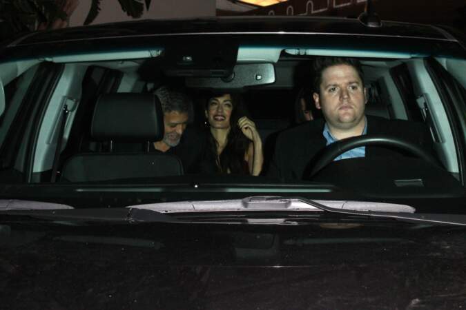 George et Amal Clooney quittent l'anniversaire de Jennifer Aniston