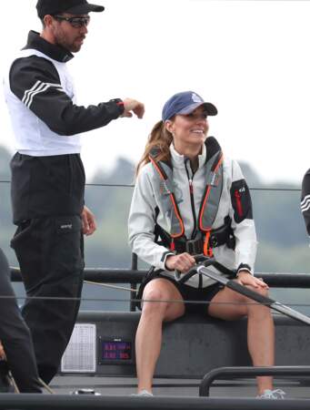 Kate Middleton, radieuse, lors de la régate King's Cup de ce 8 août