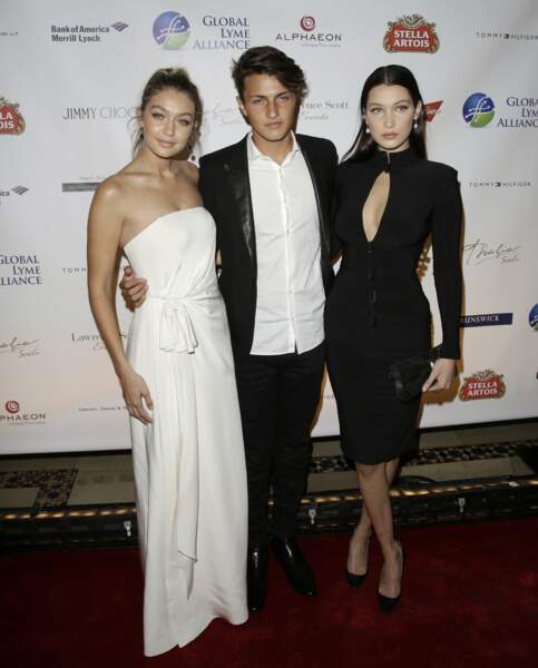 Gigi, Anwar et Bella Hadid à New York en 2015