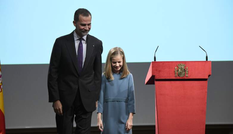 Leonor et son papa Felipe, elle a livré son premier discours public le 31 octobre 2018 pour ses 13 ans