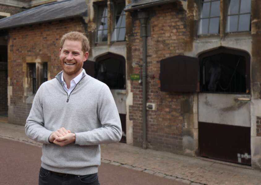 Le prince Harry, un jeune papa heureux devant la presse le jour de la naissance de son fils, ce lundi 6 mai 2019