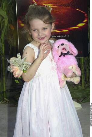 2001 : Abigail Breslin a 5 ans et joue dans "Signes" de Night Shymalan