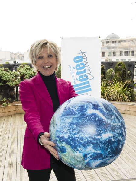 Évelyne Dhéliat au Forum international de la météo et du climat à Paris en 2018
