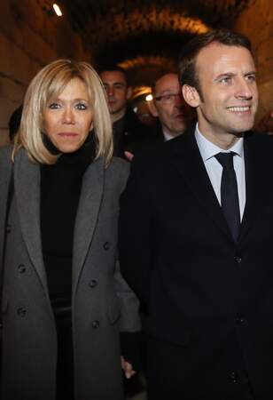Emmanuel Macron, leader du mouvement "En Marche", candidat à l'élection présidentielle et sa femme Brigitte 