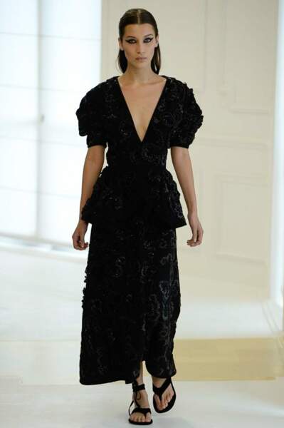 Bella Hadid chez Dior