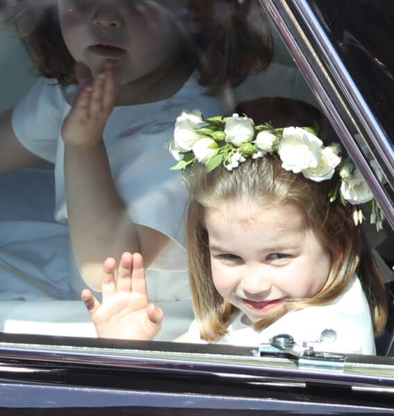 La princesse Charlotte très coquine en voiture
