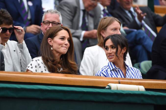 Kate et Meghan dans les tribunes de Wimbledon, en juillet 2018