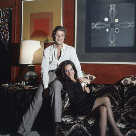 Le prince Egon von Furstenberg et son épouse Diane dans leur appartement de Manhattan en 1972