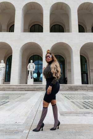 Nicki Minaj collabore avec la maison italienne Fendi pour une collection d'accessoires audacieux "Prints On".