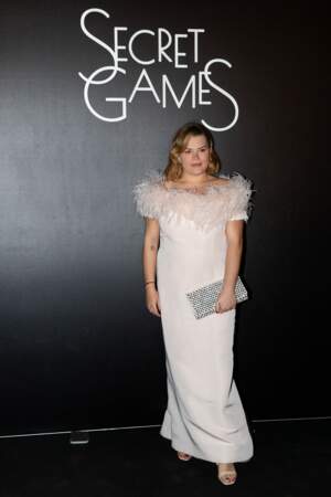 Camille Gottlieb dans une longue robe fourreau rose poudrée lors de la soirée Secret Games 2019 