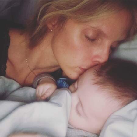 Sylvie Tellier et son fils Roméo, né le 14 juillet 2018