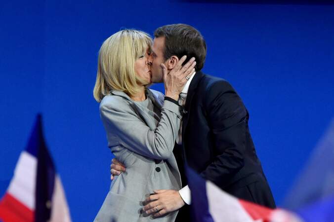 Brigitte et Emmanuel Macron le 23 avril 2017 à Paris