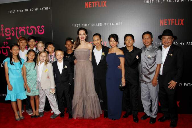 Angelina Jolie, très chic et heureuse de présenter son film entourée de ses enfants