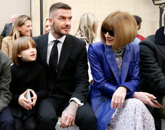 La nouvelle coiffure d'Harper Beckham n'est pas sans rappeler celle son illustre voisine, Anna Wintour.