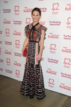 Pippa Middleton arrive à la soirée "The Beating Hearts Ball" à Londres