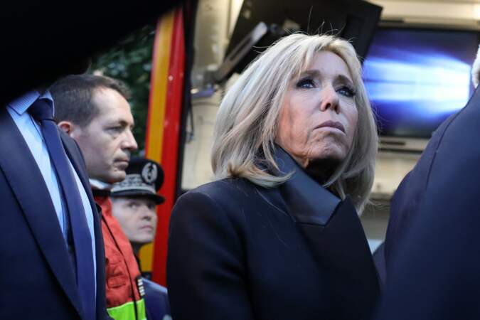 Brigitte Macron, visiblement très émue, face à l'incendie qui a ravagé Notre-Dame de Paris ce lundi 15 avril