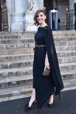 Clotilde Courau ravissante en robe longue et chignon de princesse pour le gala de l'Opéra Garnier