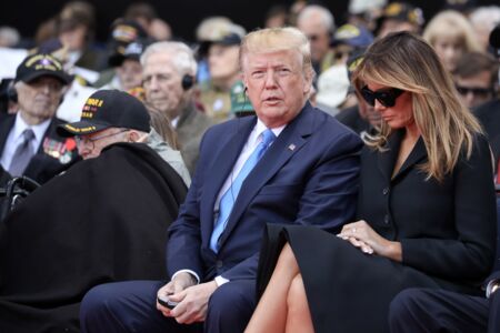 Melania Trump et son mari le 6 juin 2019 dans le cadre du 75ème anniversaire du débarquement.