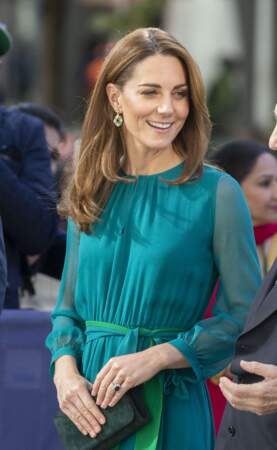Kate Middleton porte de jolies boucles d'oreilles d'une marque pakistanaise, Zeen Woman