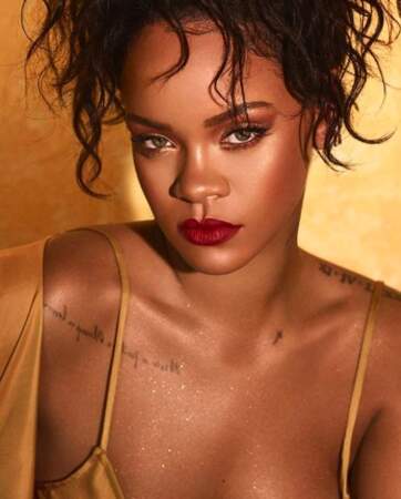 Le bordeaux est l'un des lipstick préféré de Rihanna