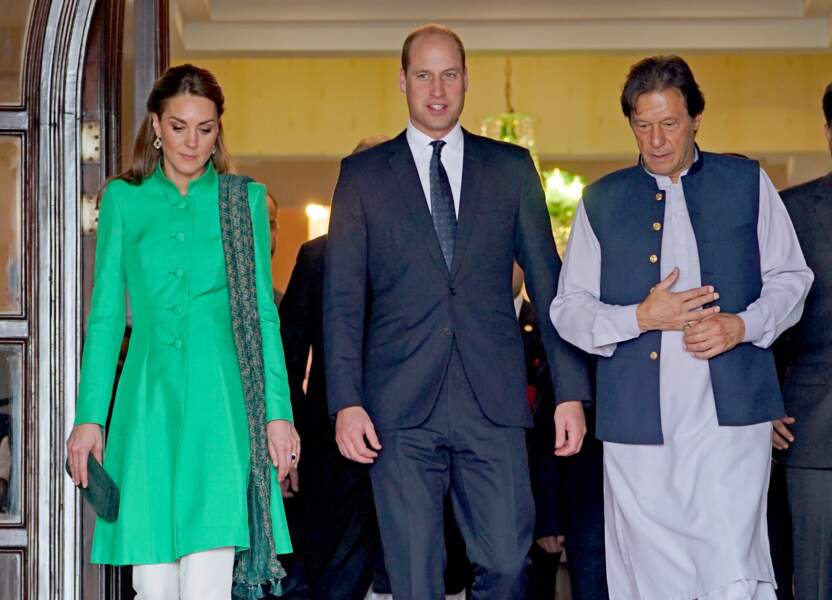 Kate Middleton avec une tunique verte Catherine Walker