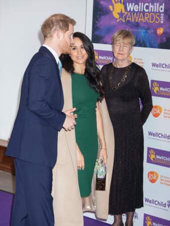 Meghan Markle pleine d'admiration pour le prince Harry à la soirée des WellChild Awards.