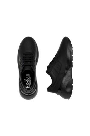 Sneakers, 440€, Hogan 