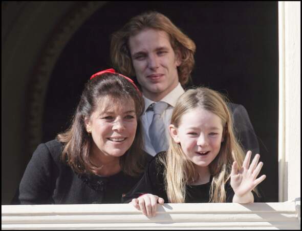 La prince Caroline avec ses enfants Andrea Casiraghi et Alexandra de Hanovre, lors de la fête nationale monégasque, le 19 novembre 2008.