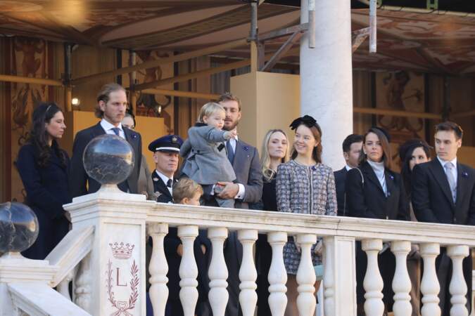 La famille princière de Monaco, réunie dans la cour du Palais Princier lors de la fête Nationale monégasque à Monaco, le 19 novembre 2018.